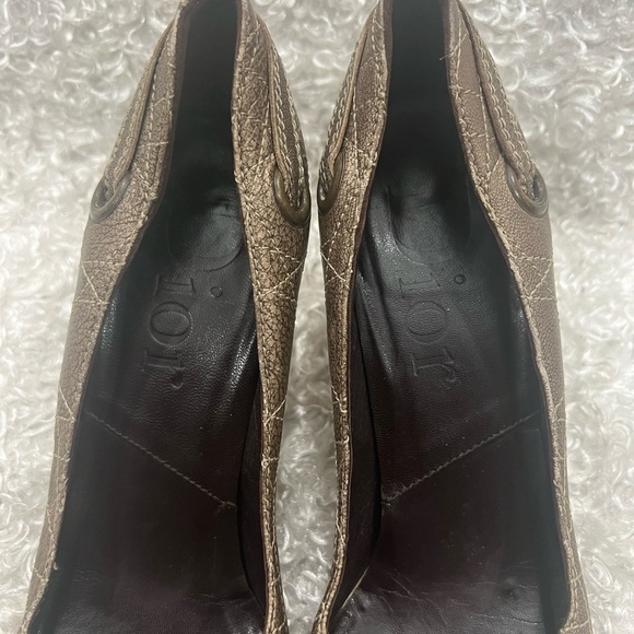 Dior Metallic Cannage Pattern D Charm Peep Toe Heels Pumps Shoes - Picture 3 of 9